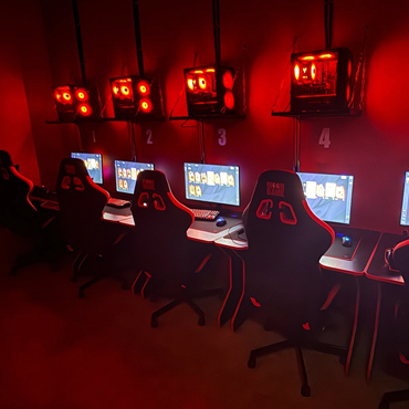 Открылся игровой клуб «Moongame»